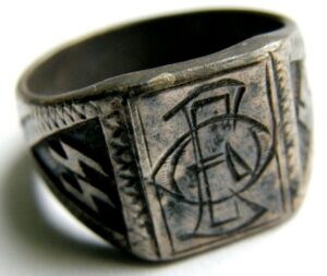 Waffen-SS/ Anillo de Plata "800"